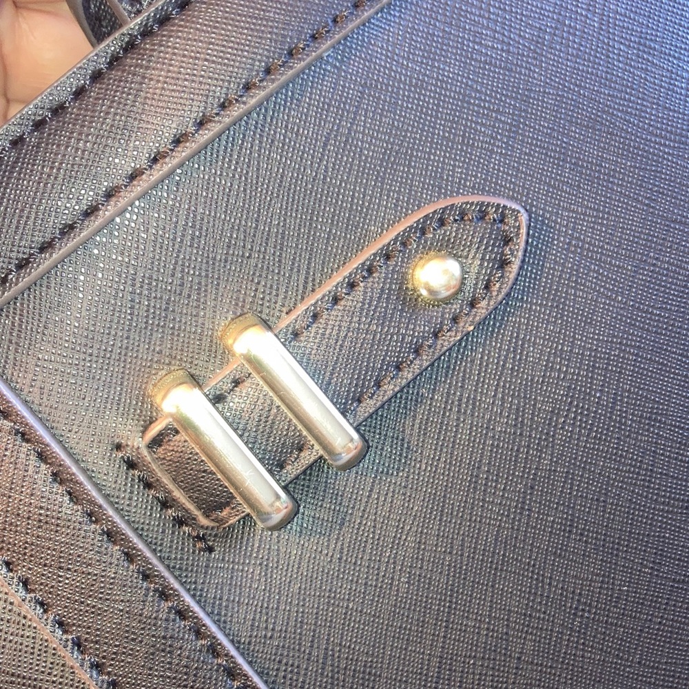 Liz Claiborne black 3 ZIPPER SATCHEL. With crossbody strap NWT - Picture 3 of 9